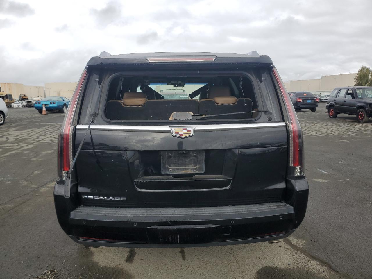 2018 Cadillac Escalade Platinum - zdjęcie 6