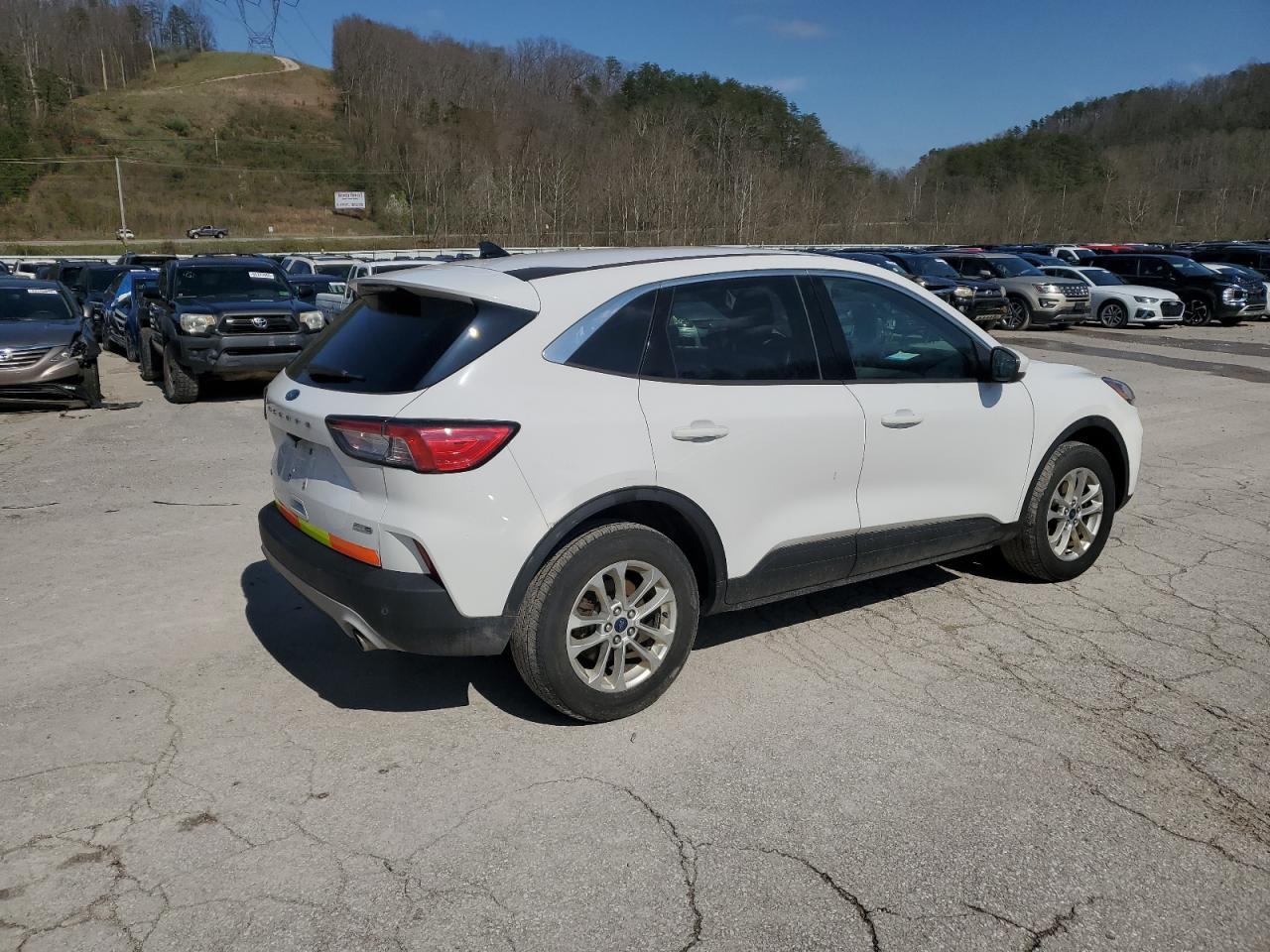 2020 Ford Escape Se - zdjęcie 3