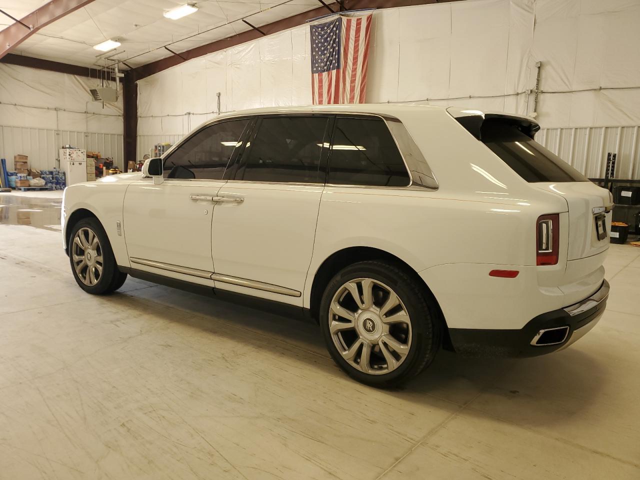 2021 Rolls-Royce Cullinan - zdjęcie 2