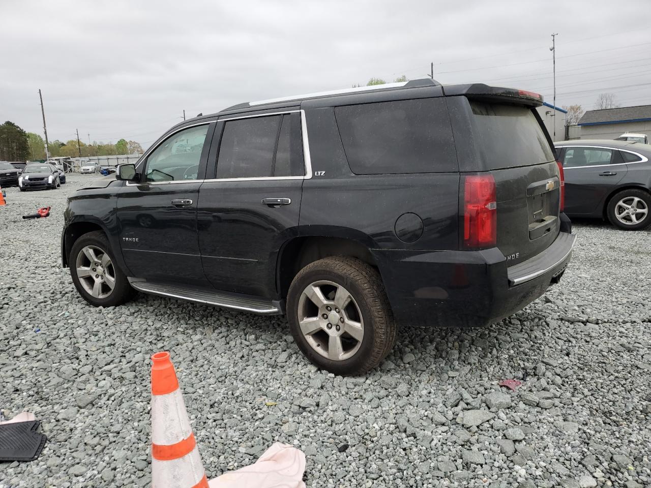 2016 Chevrolet Tahoe K1500 Ltz - zdjęcie 2