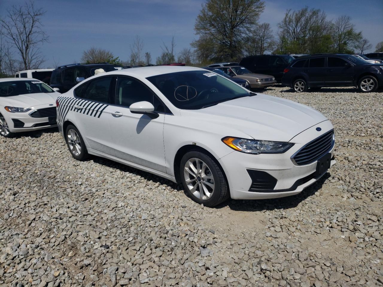 2020 Ford Fusion Se - zdjęcie 4