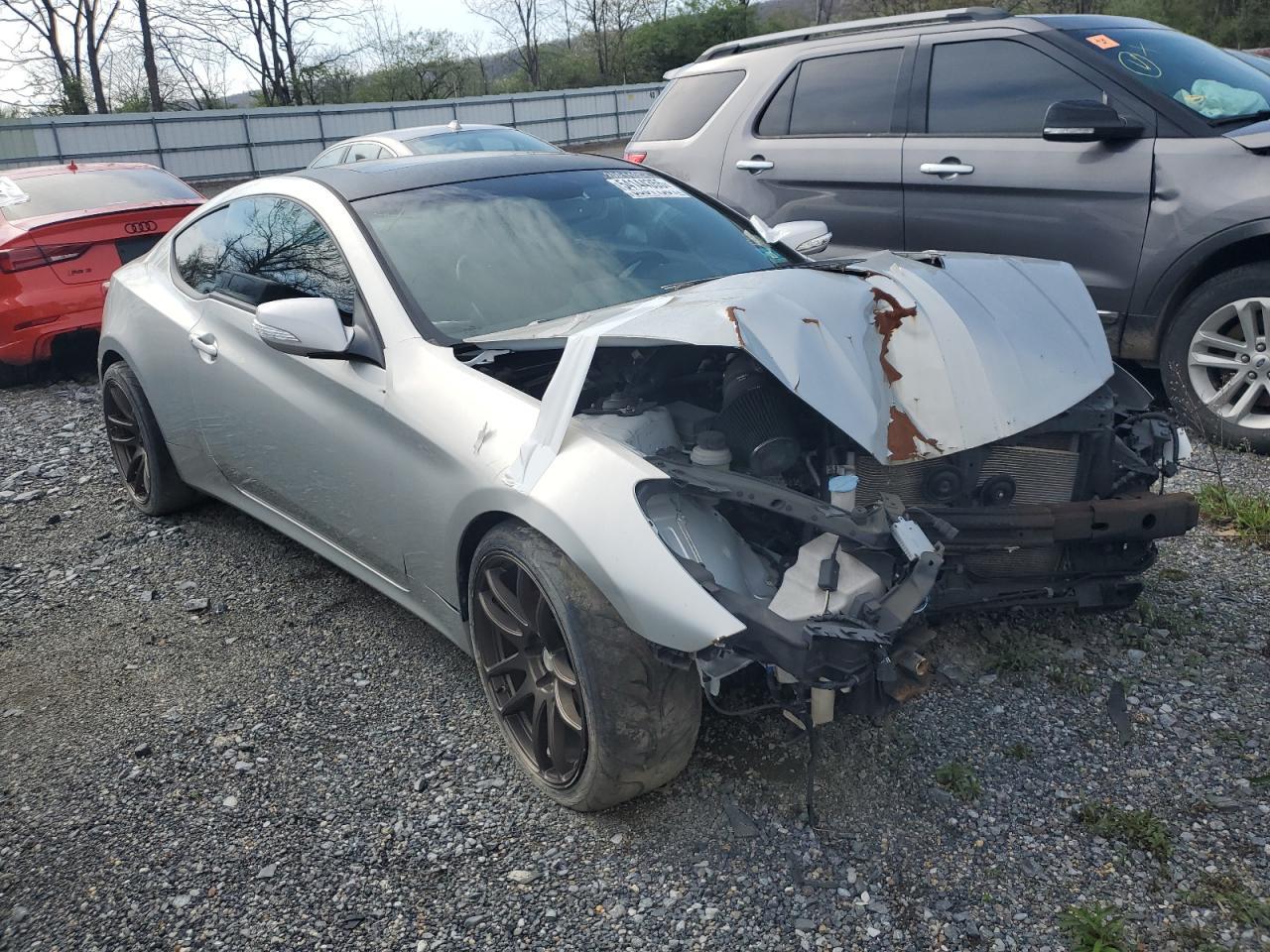 2013 Hyundai Genesis Coupe 3.8L - zdjęcie 4