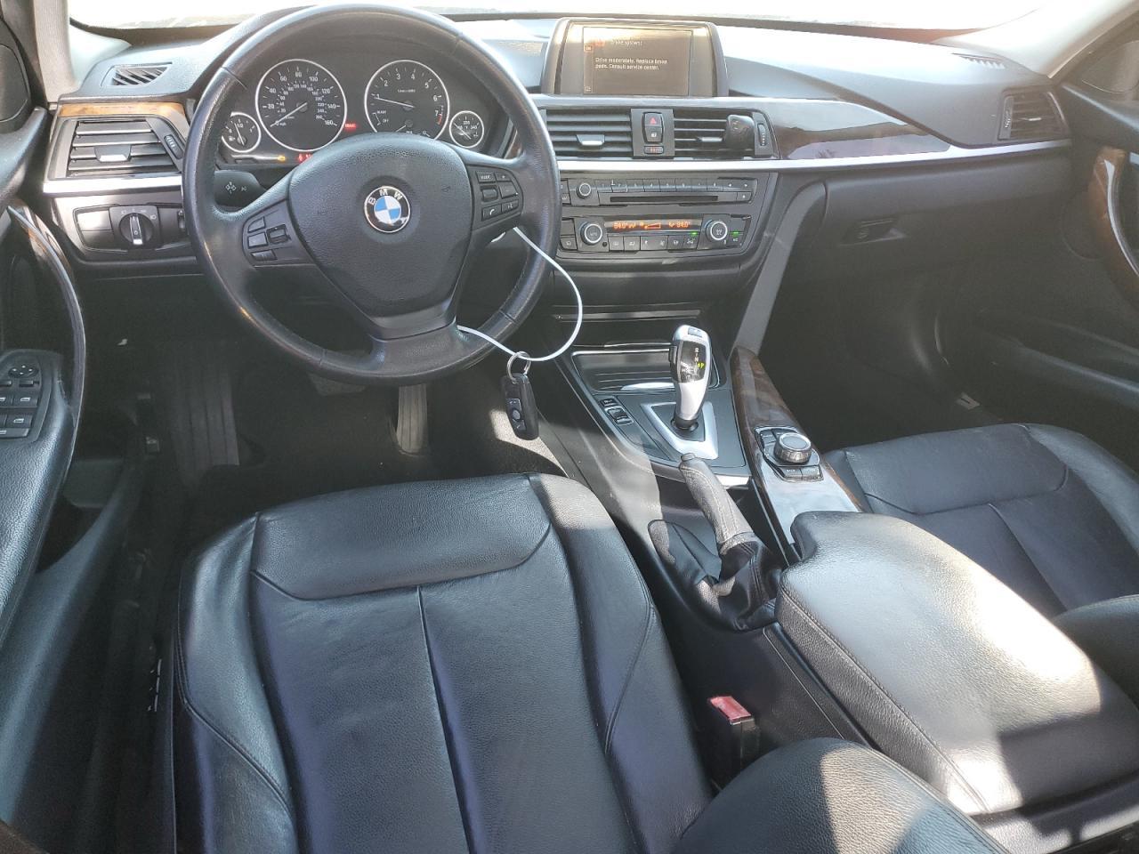 2013 BMW 328 I - zdjęcie 8