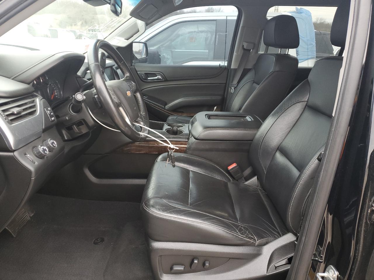 2020 Chevrolet Suburban K1500 Lt - zdjęcie 7