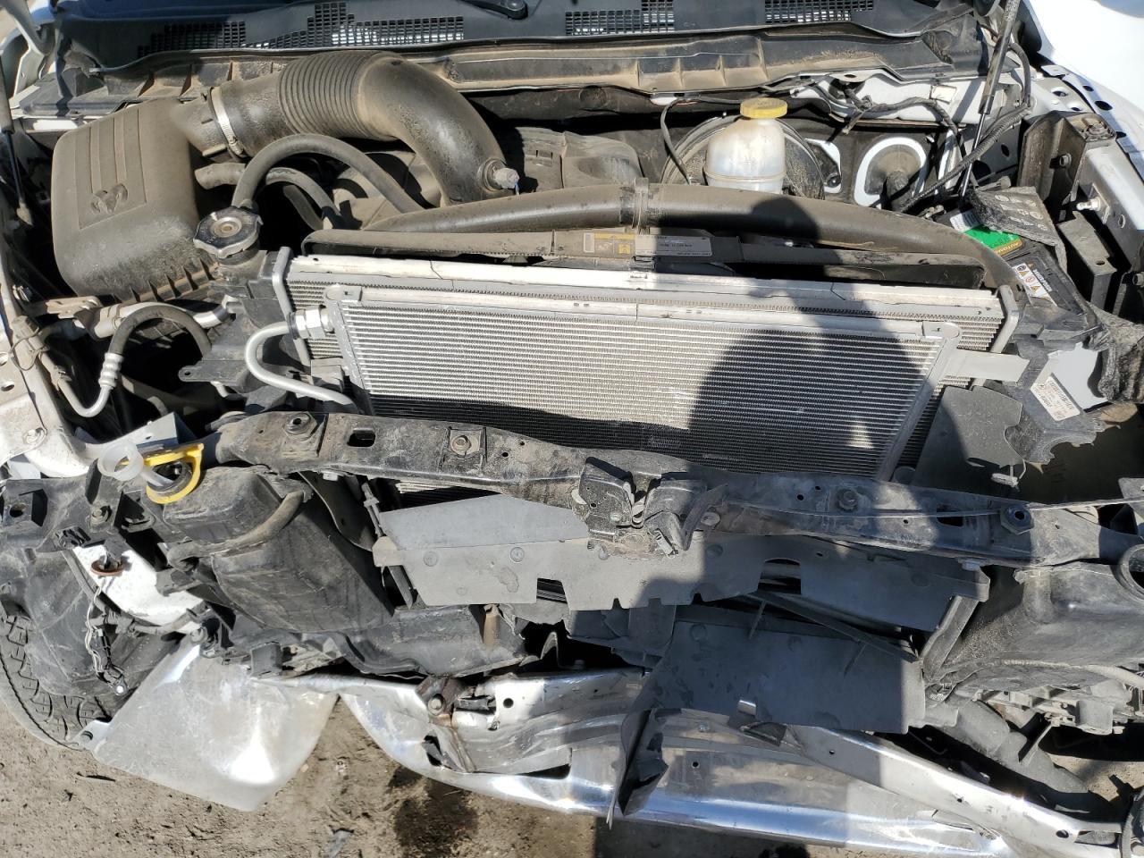 2019 Ram 1500 Classic Slt - zdjęcie 12