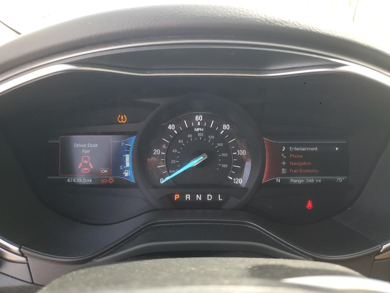 2020 Ford Fusion Se - zdjęcie 9