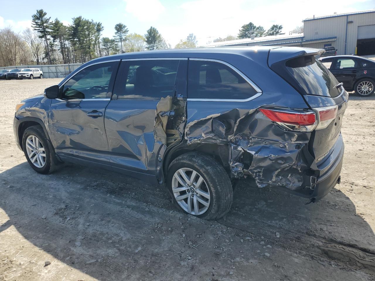 2016 Toyota Highlander Le - zdjęcie 2