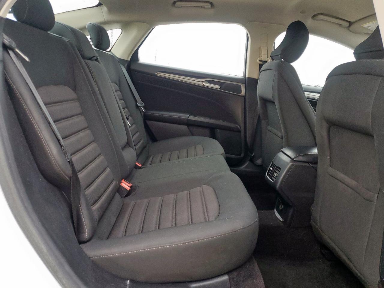 2019 Ford Fusion Se - zdjęcie 10