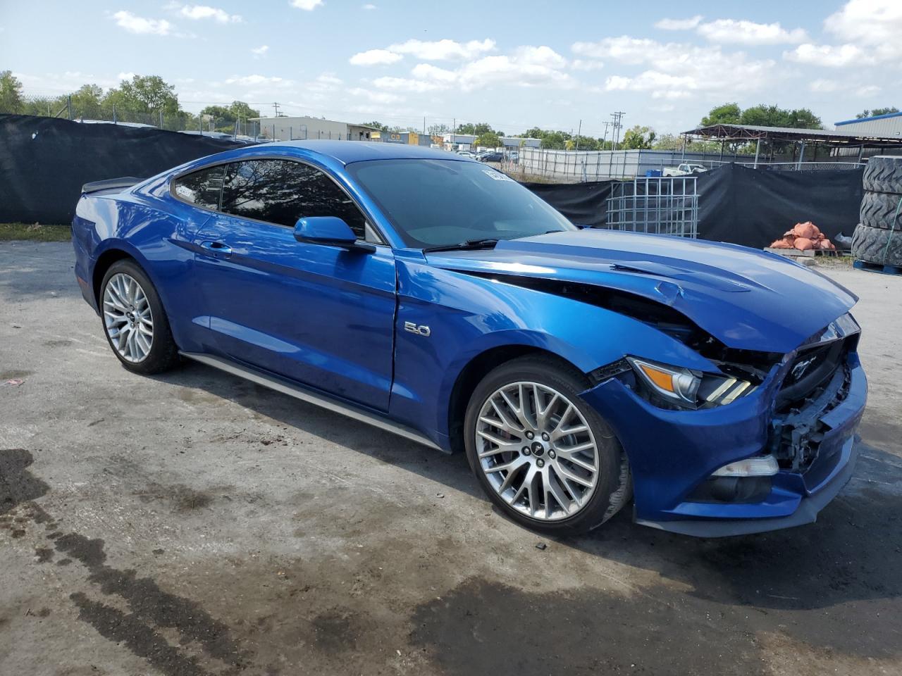 2017 Ford Mustang Gt - zdjęcie 4