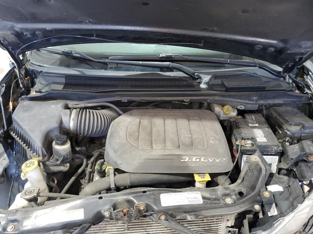 2013 Dodge Caravan - zdjęcie 12