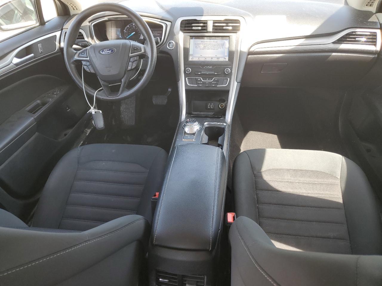 2019 Ford Fusion Se - zdjęcie 8