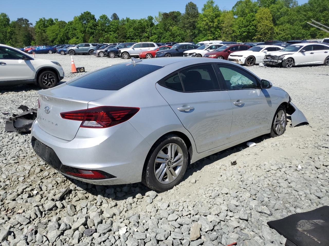 2019 Hyundai Elantra Sel - zdjęcie 3