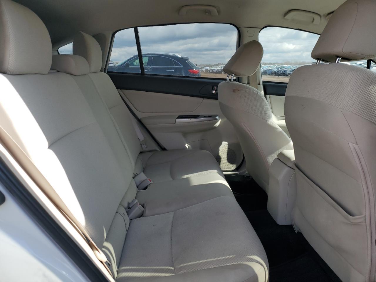 2016 Subaru Impreza Premium - zdjęcie 10