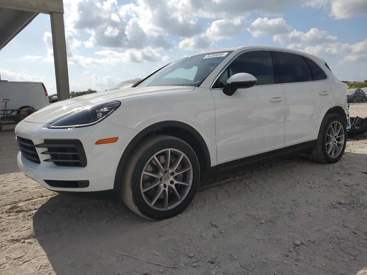 2023 Porsche Cayenne Base - zdjęcie główne
