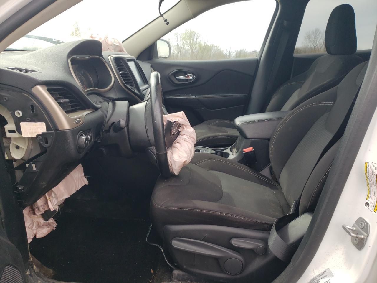 2016 Jeep Cherokee Latitude - zdjęcie 7
