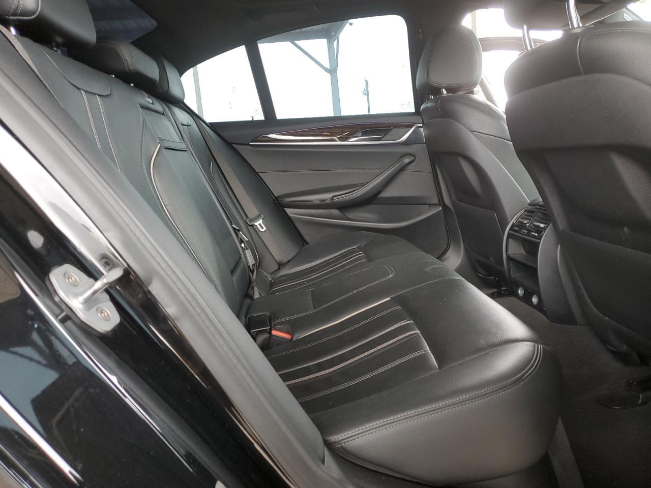 2018 BMW 530E - zdjęcie 11