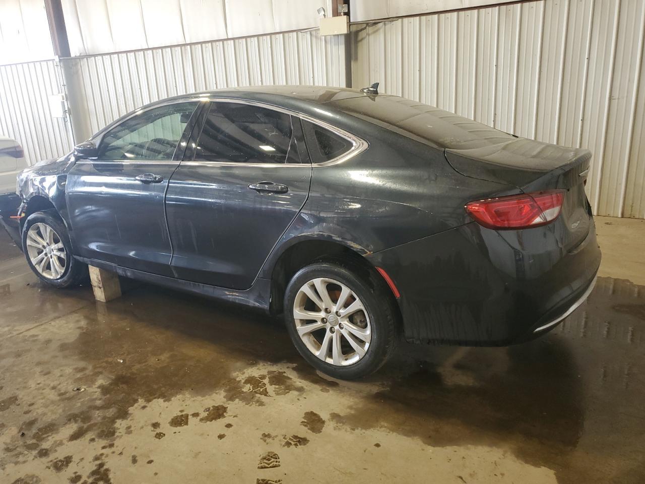 2017 Chrysler 200 Limited - zdjęcie 2
