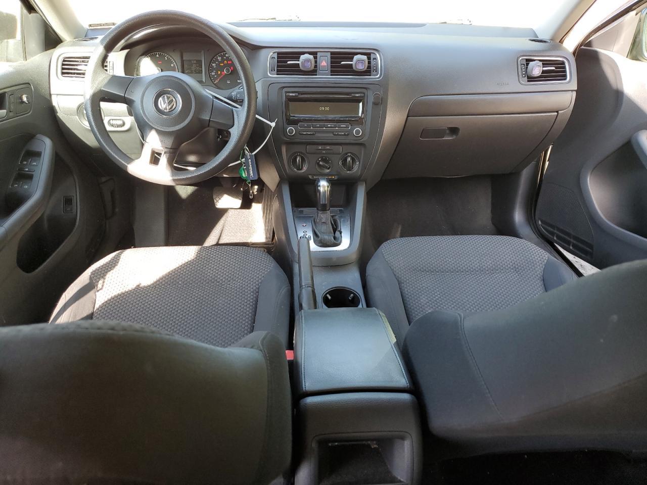 2014 Volkswagen Jetta Base - zdjęcie 8