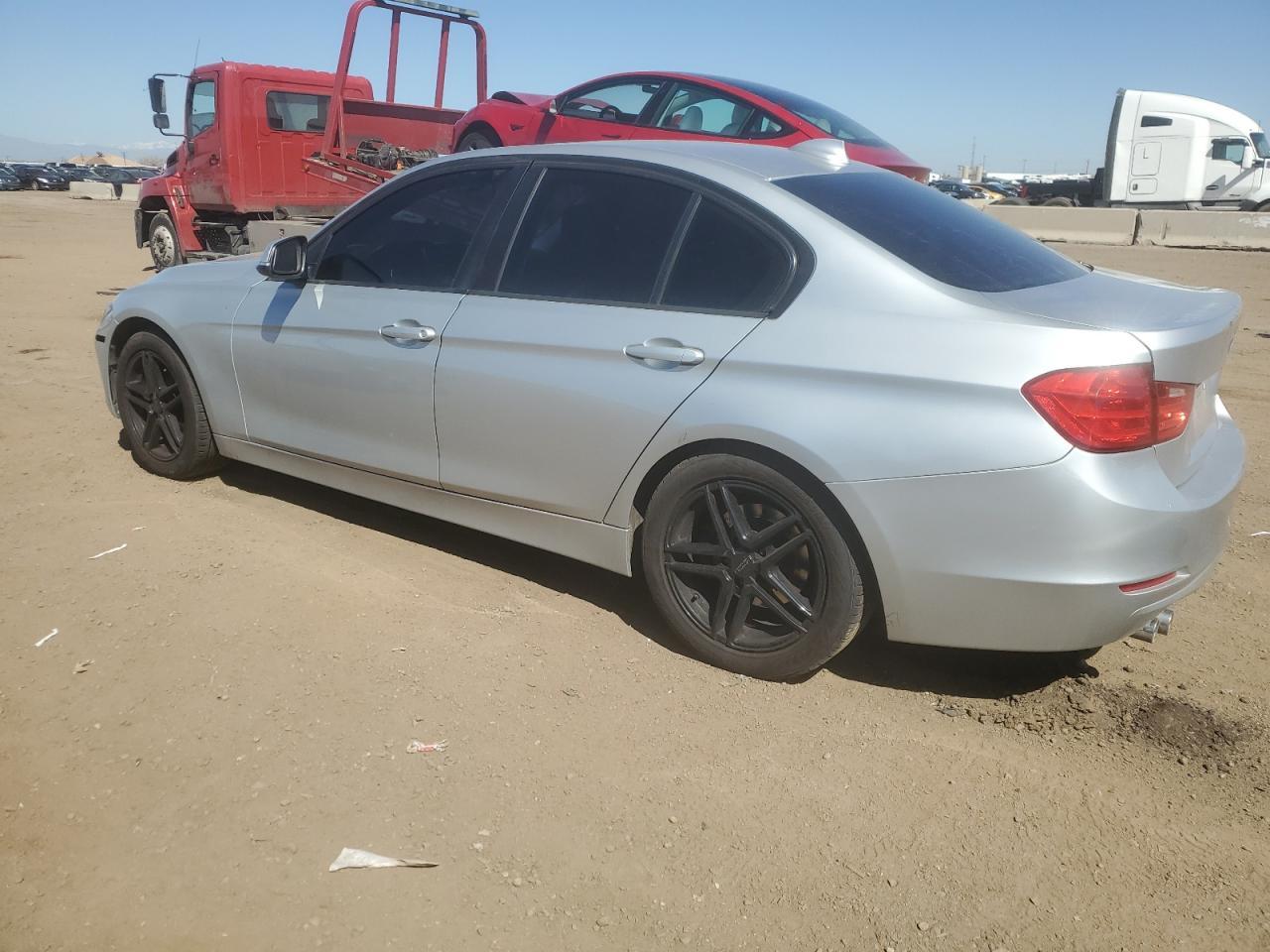 2013 BMW 328 I - zdjęcie 2