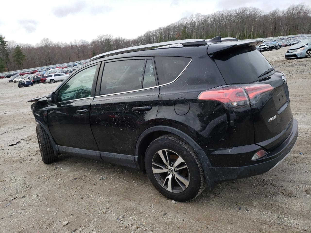 2017 Toyota Rav4 Xle - zdjęcie 2