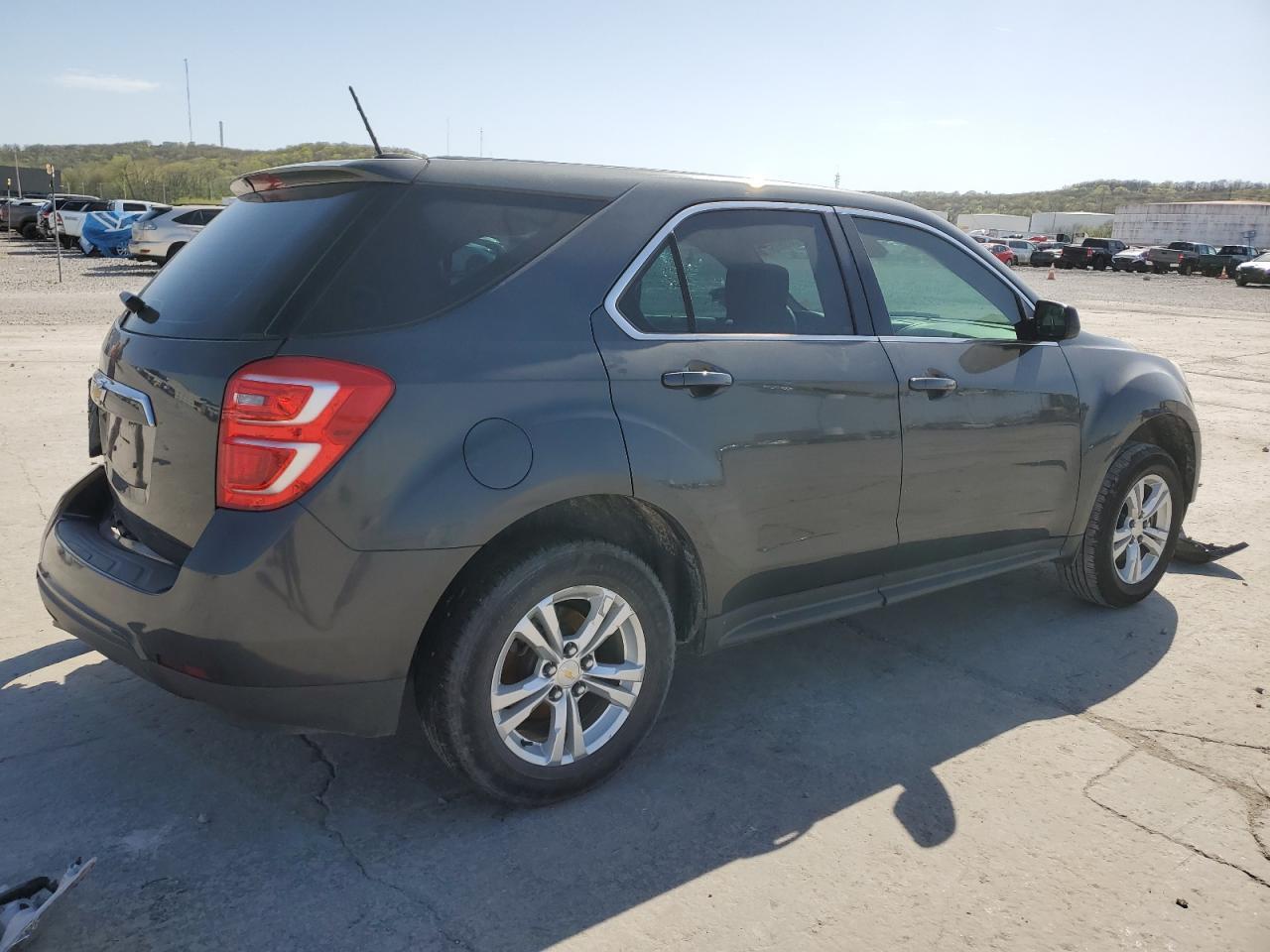 2017 Chevrolet Equinox Ls - zdjęcie 3