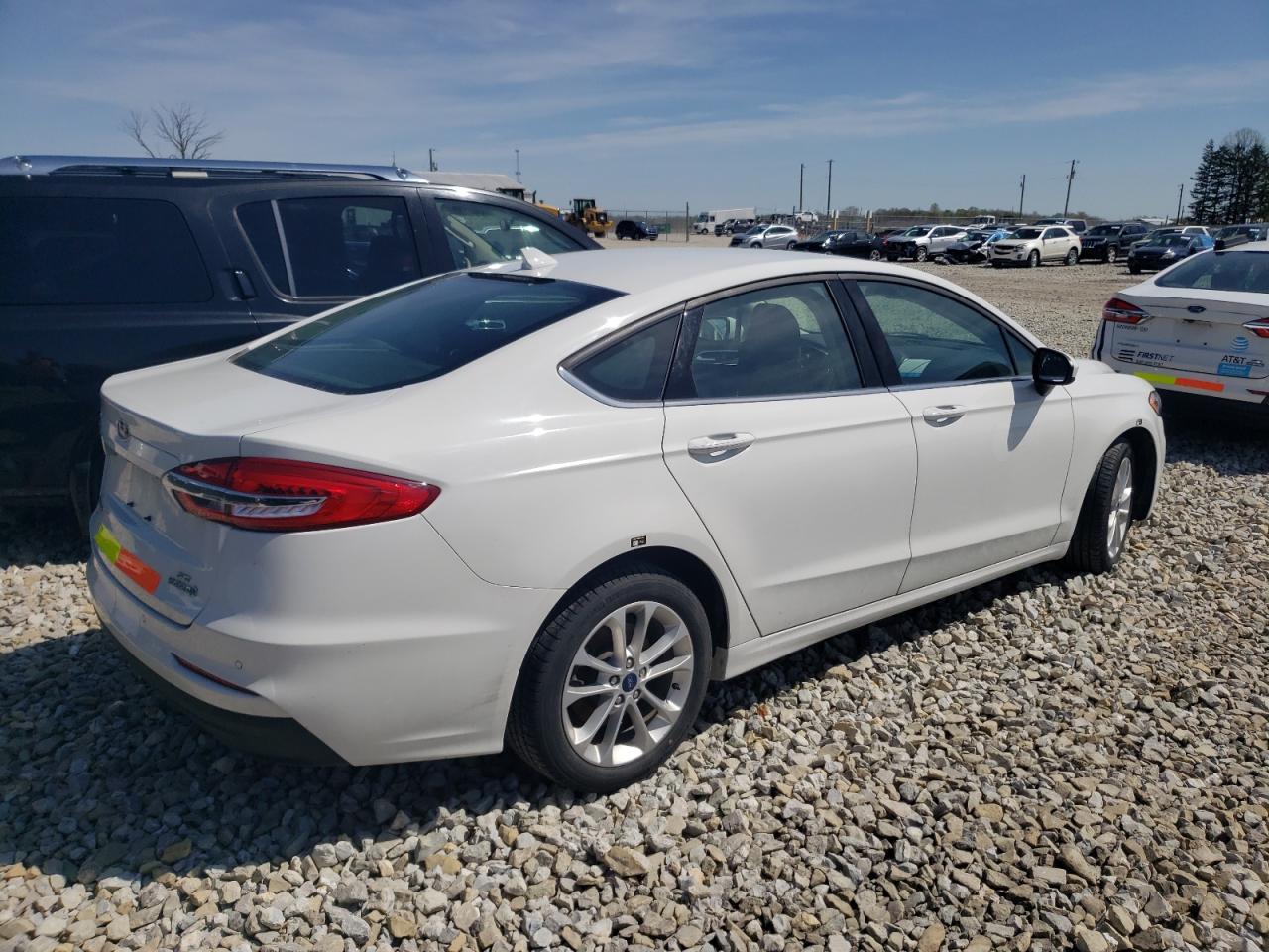 2019 Ford Fusion Se - zdjęcie 3