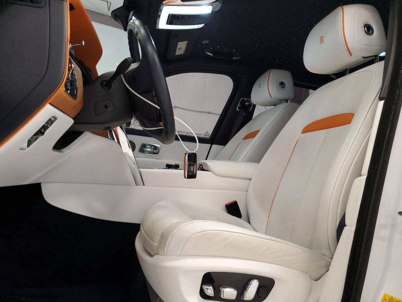 2021 Rolls-Royce Cullinan - zdjęcie 7