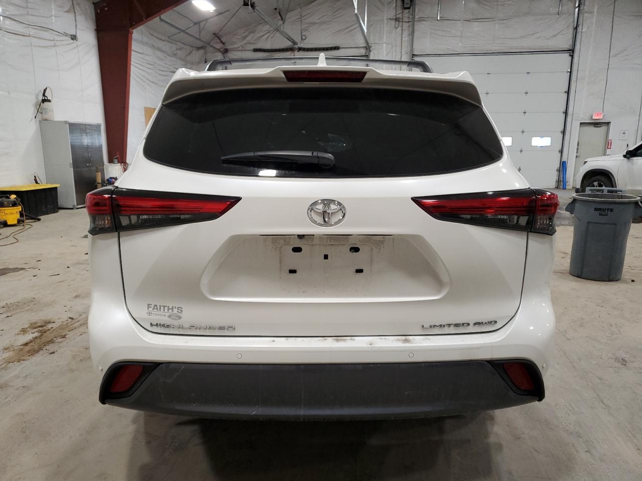 2021 Toyota Highlander Limited - zdjęcie 6