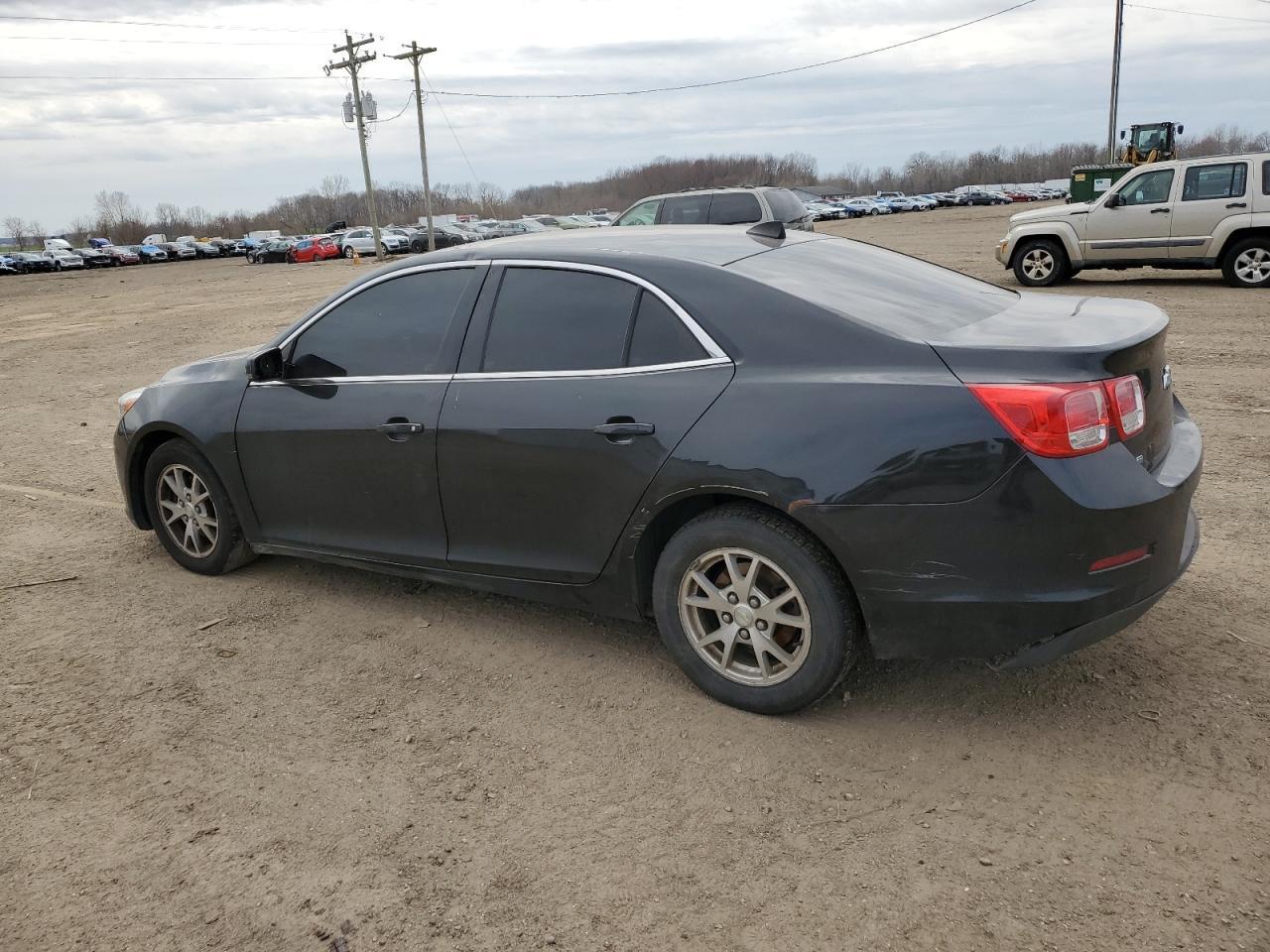 2014 Chevrolet Malibu Ls - zdjęcie 2
