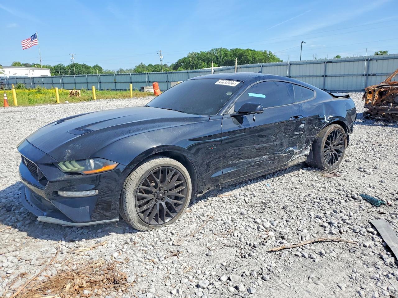 2020 Ford Mustang Gt - zdjęcie główne