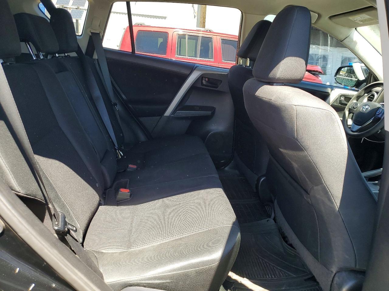 2017 Toyota Rav4 Le - zdjęcie 11