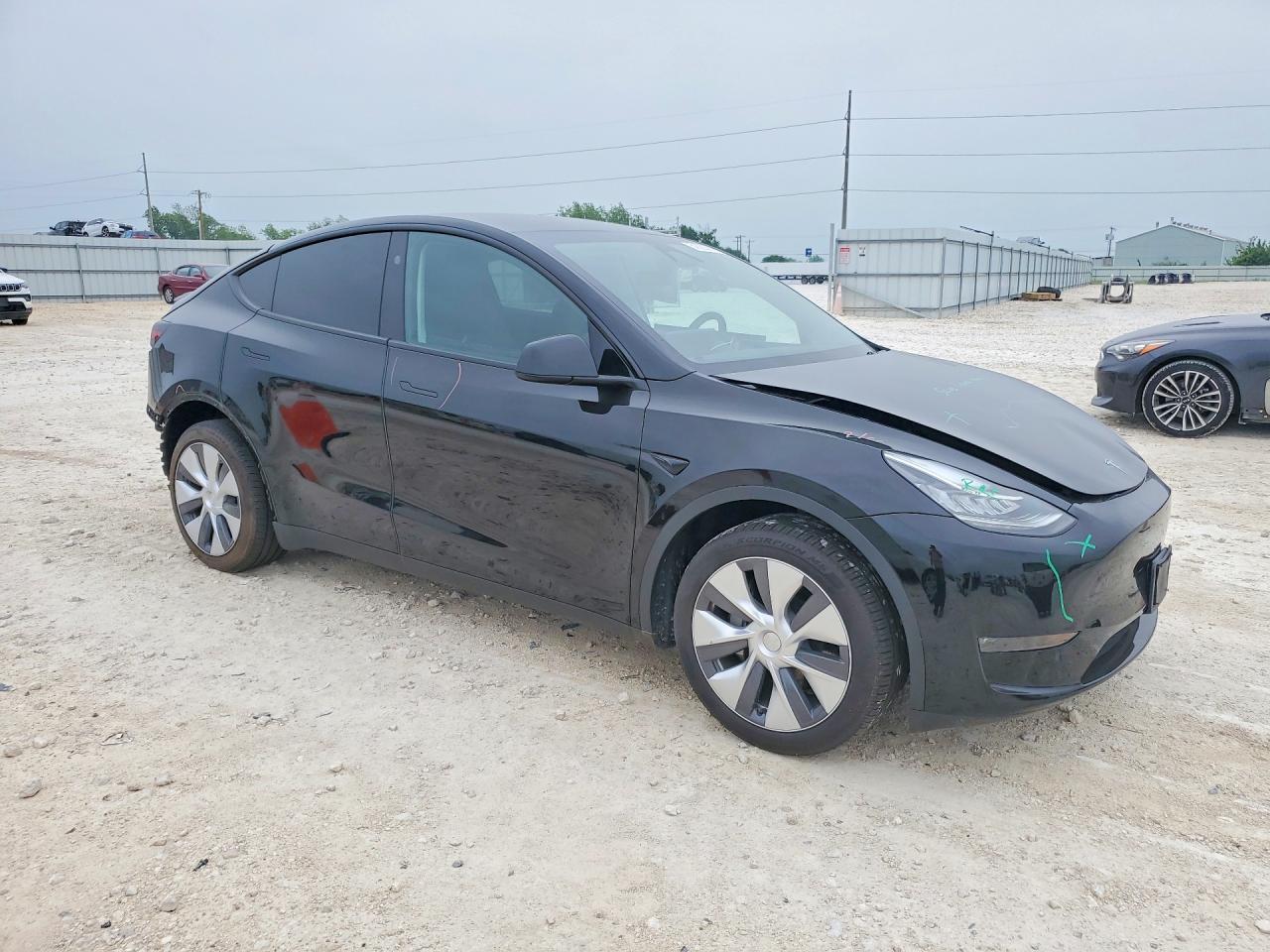 2023 Tesla Model Y - zdjęcie 4