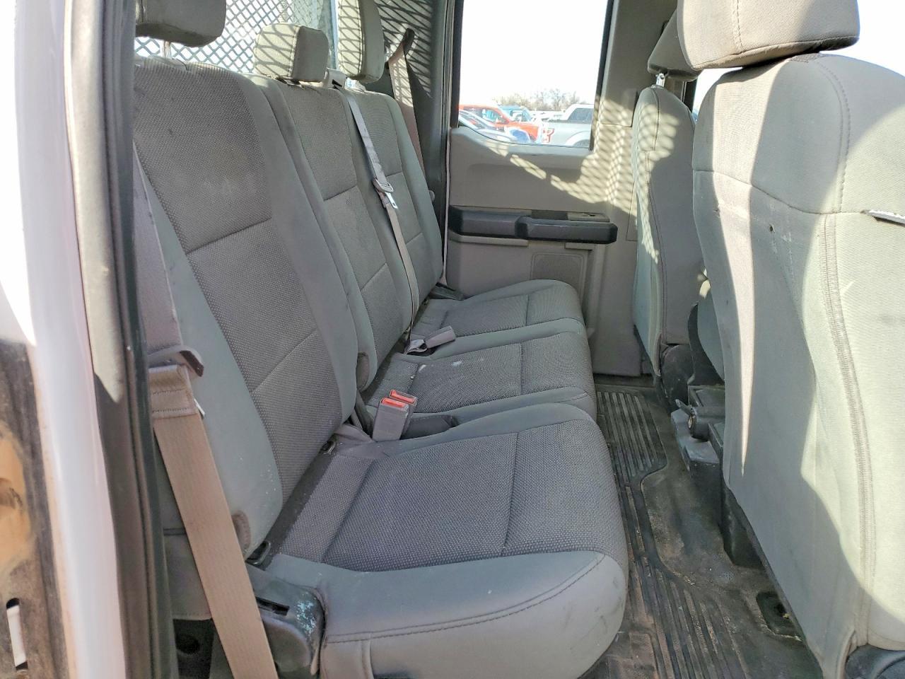 2019 Ford F350 Super Duty - zdjęcie 10