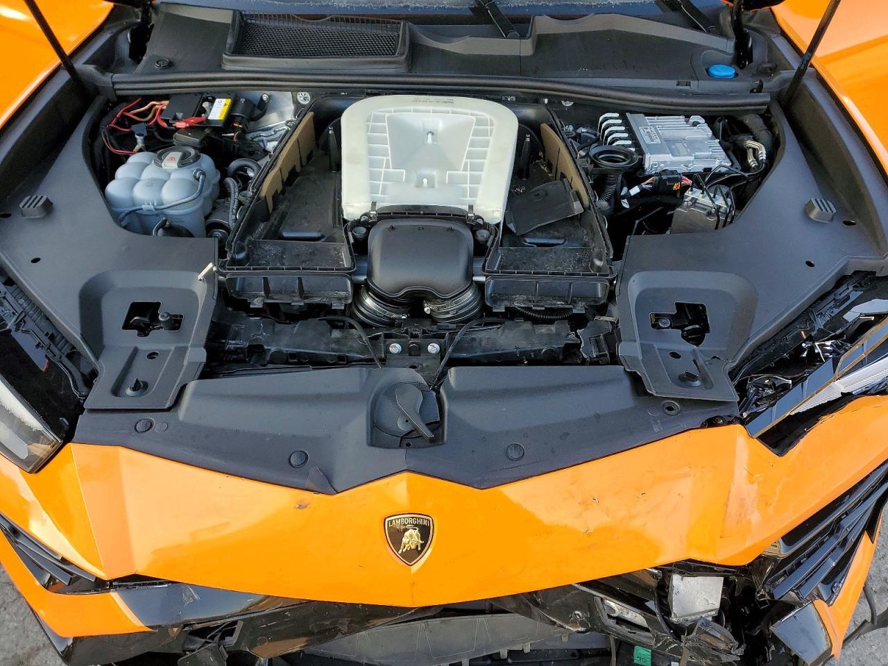 2019 Lamborghini Urus - zdjęcie 12