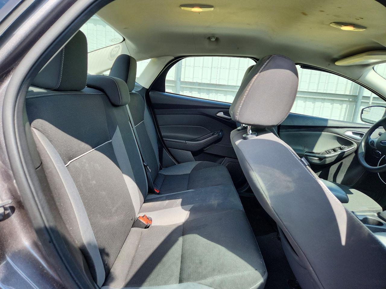 2014 Ford Focus Se - zdjęcie 10