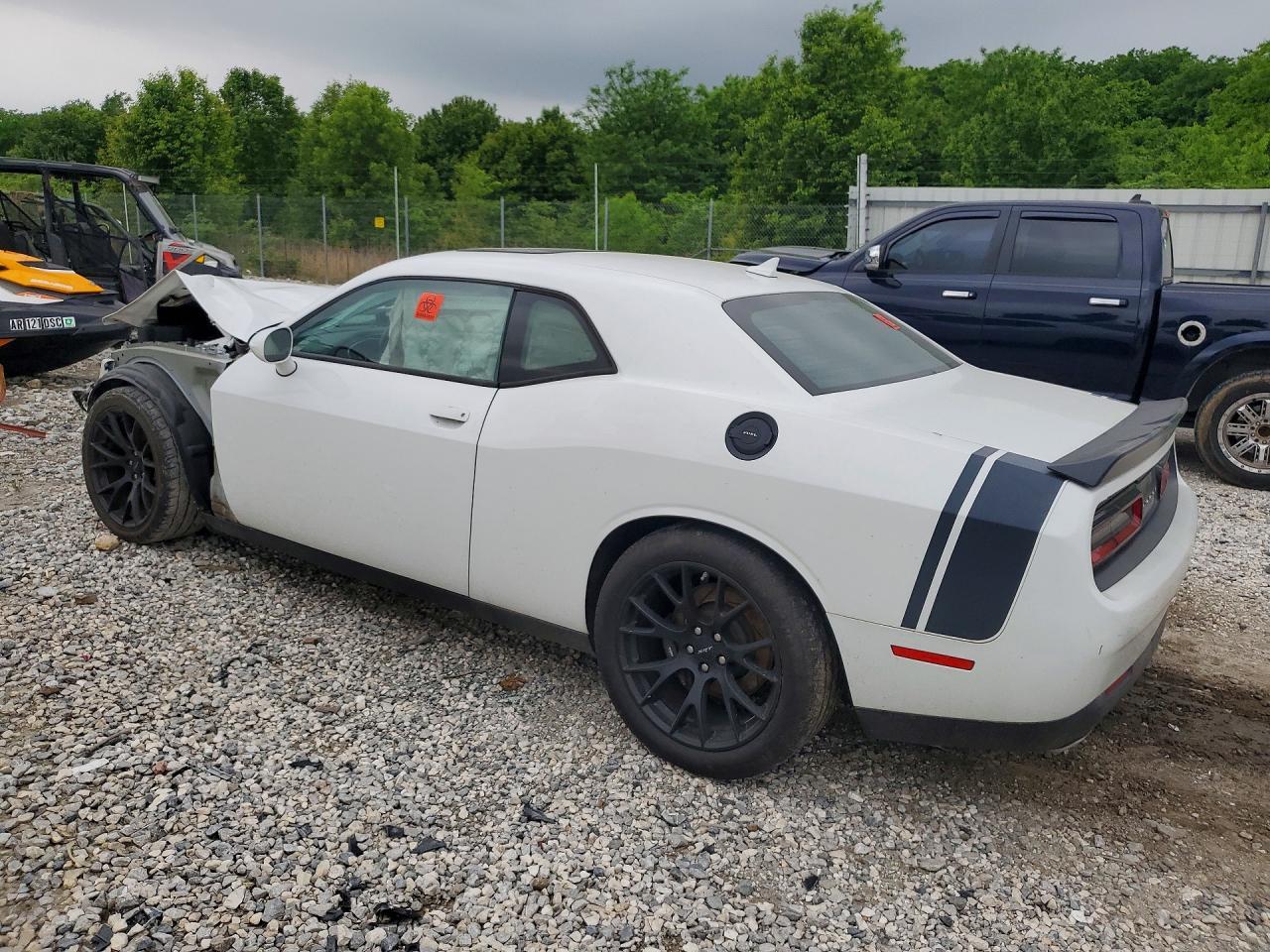 2016 Dodge Challenger R - zdjęcie 2