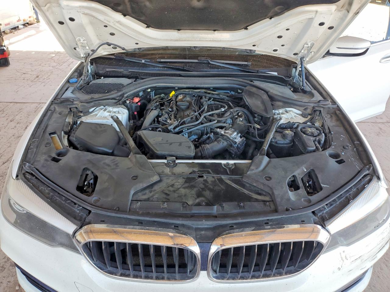 2018 BMW 530 I - zdjęcie 11