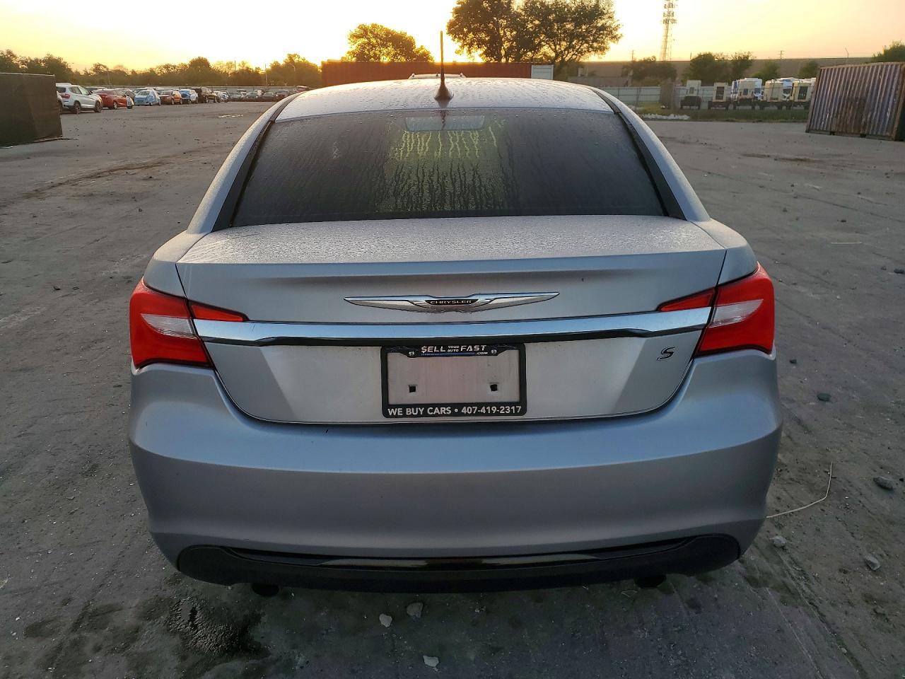 2014 Chrysler 200 Touring - zdjęcie 6