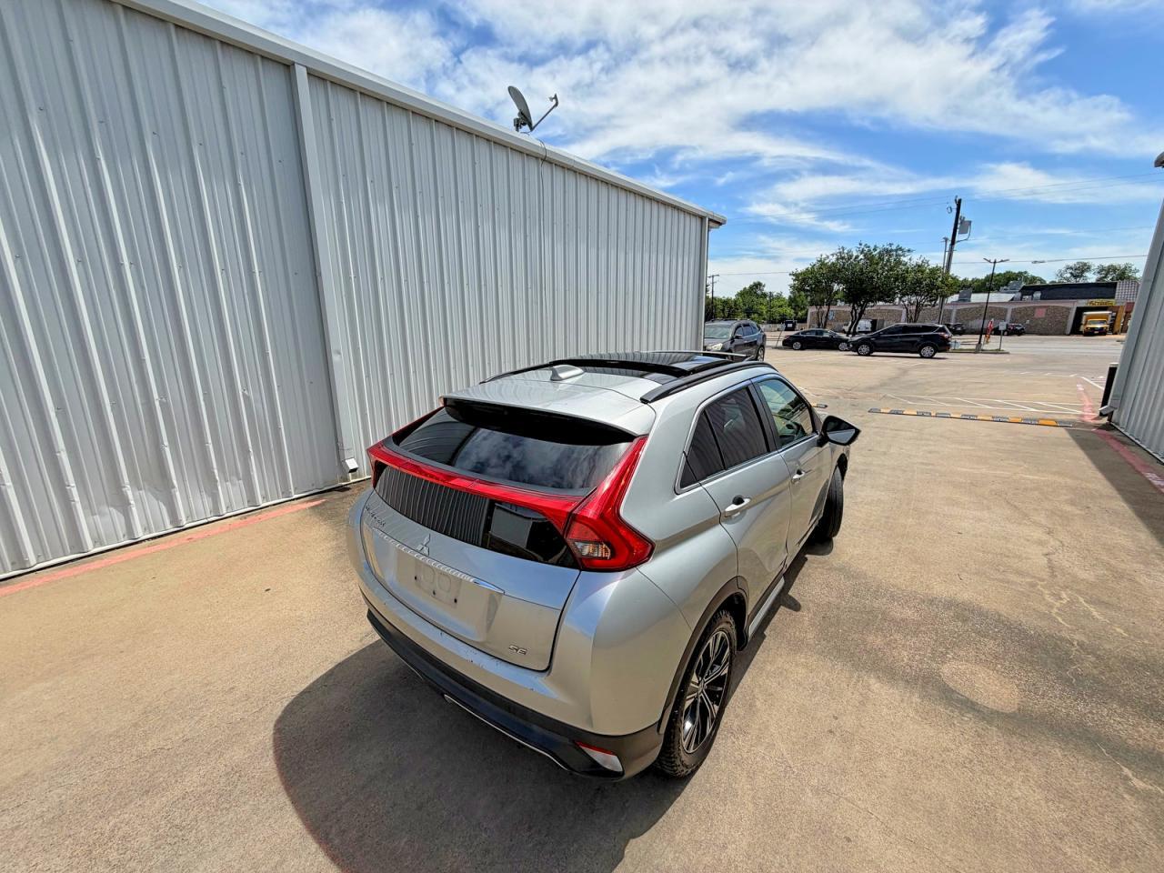 2020 Mitsubishi Eclipse Cross - zdjęcie 4