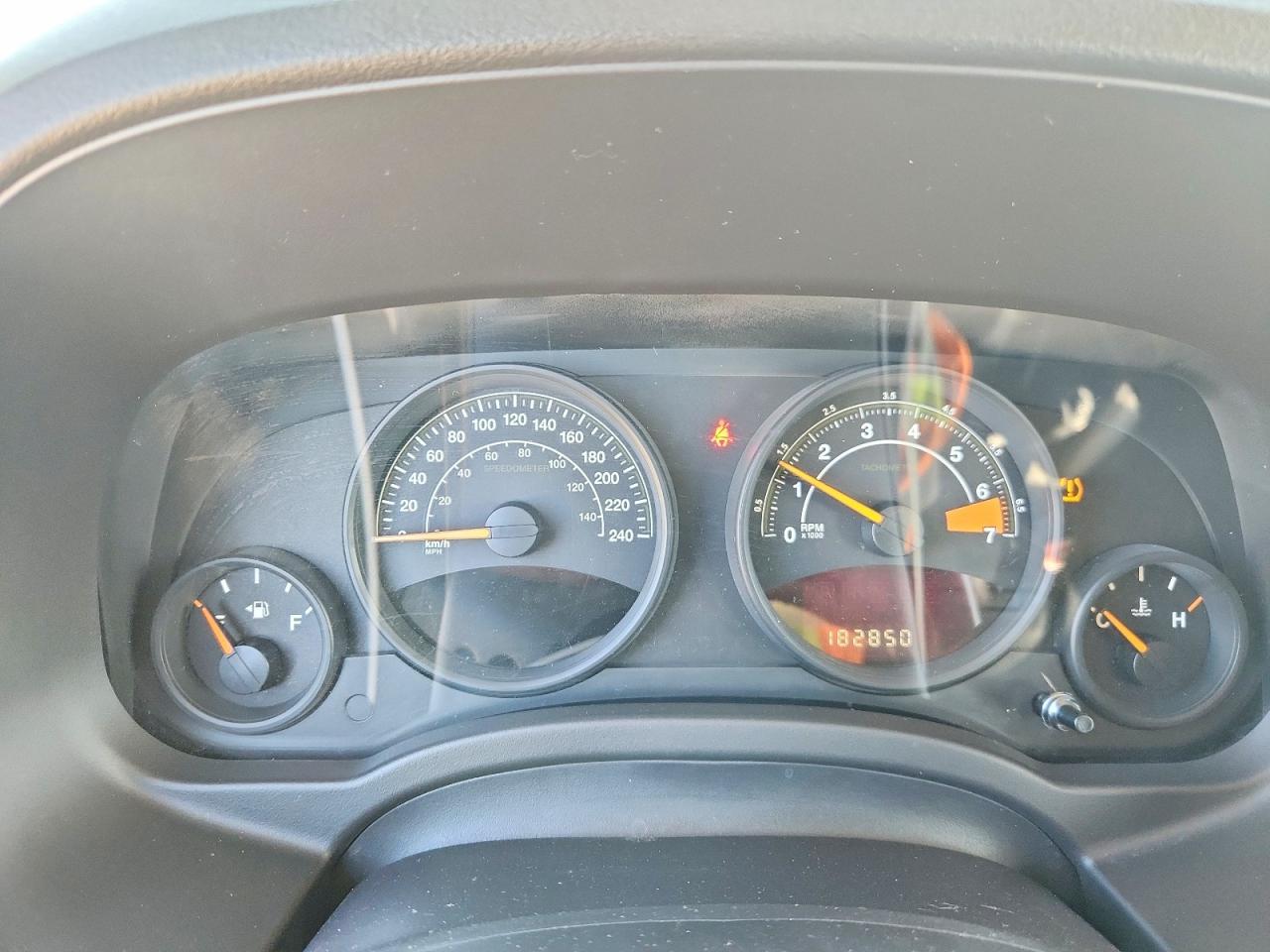 2014 Jeep Patriot - zdjęcie 9