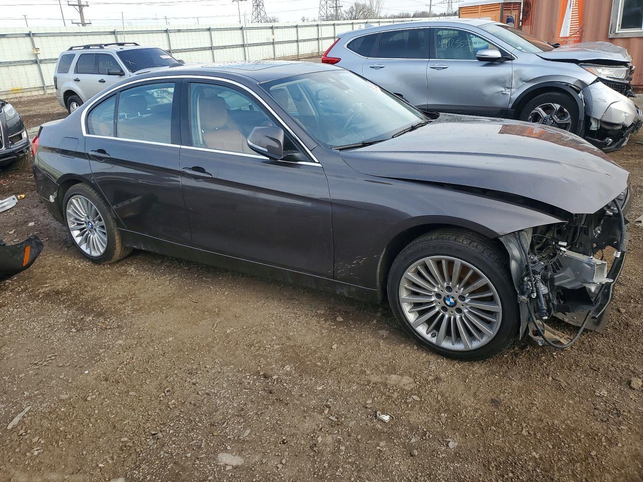 2015 BMW 335 Xi - zdjęcie 4