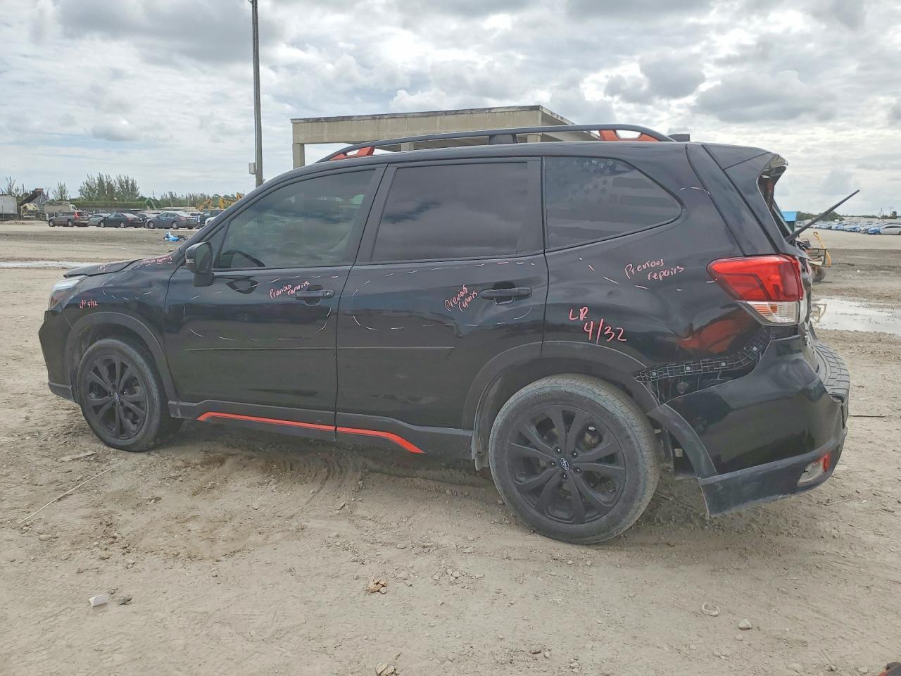 2019 Subaru Forester Sport - zdjęcie 2
