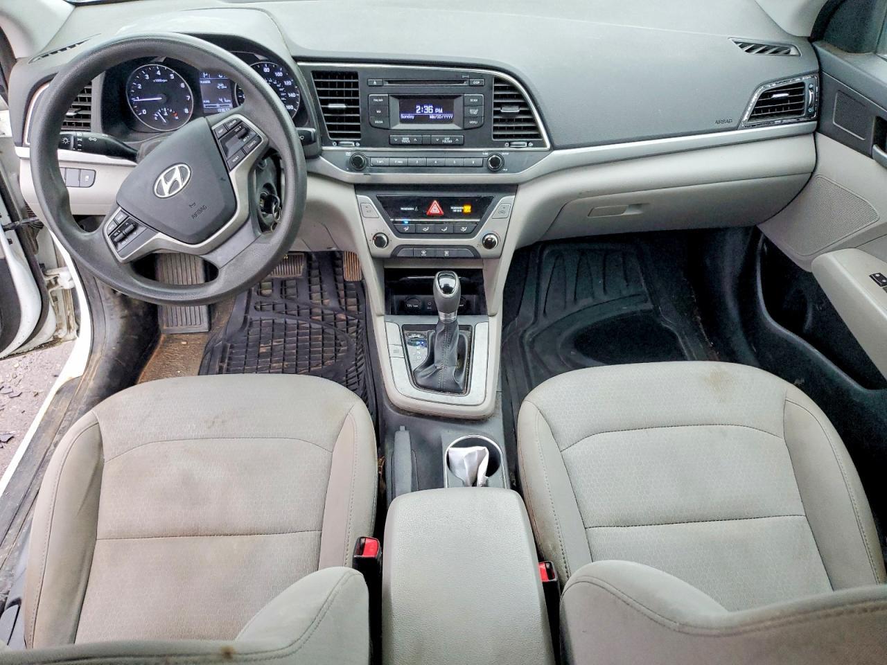 2017 Hyundai Elantra Se - zdjęcie 8
