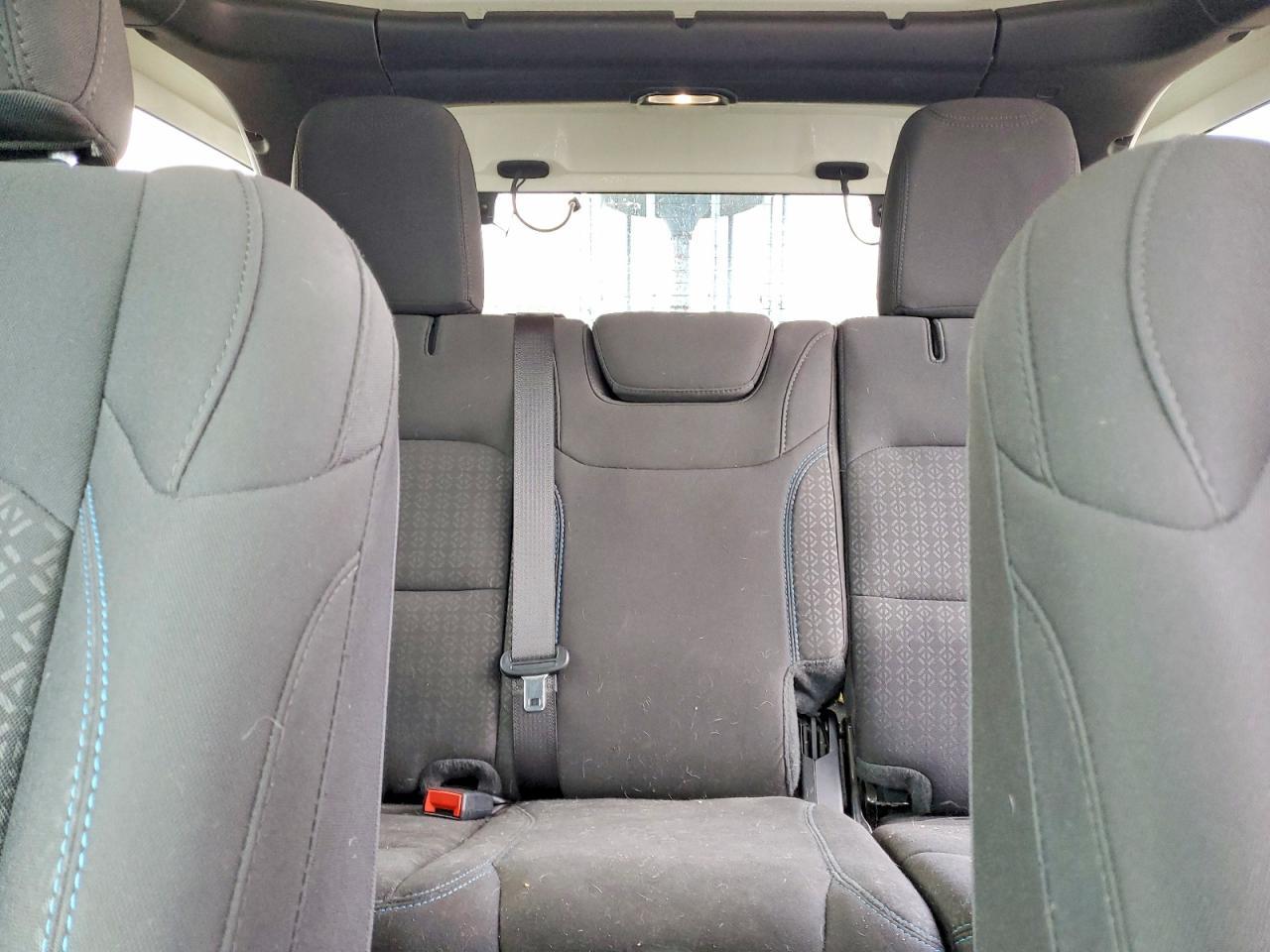 2021 Jeep Wrangler Unlimited Sport - zdjęcie 10