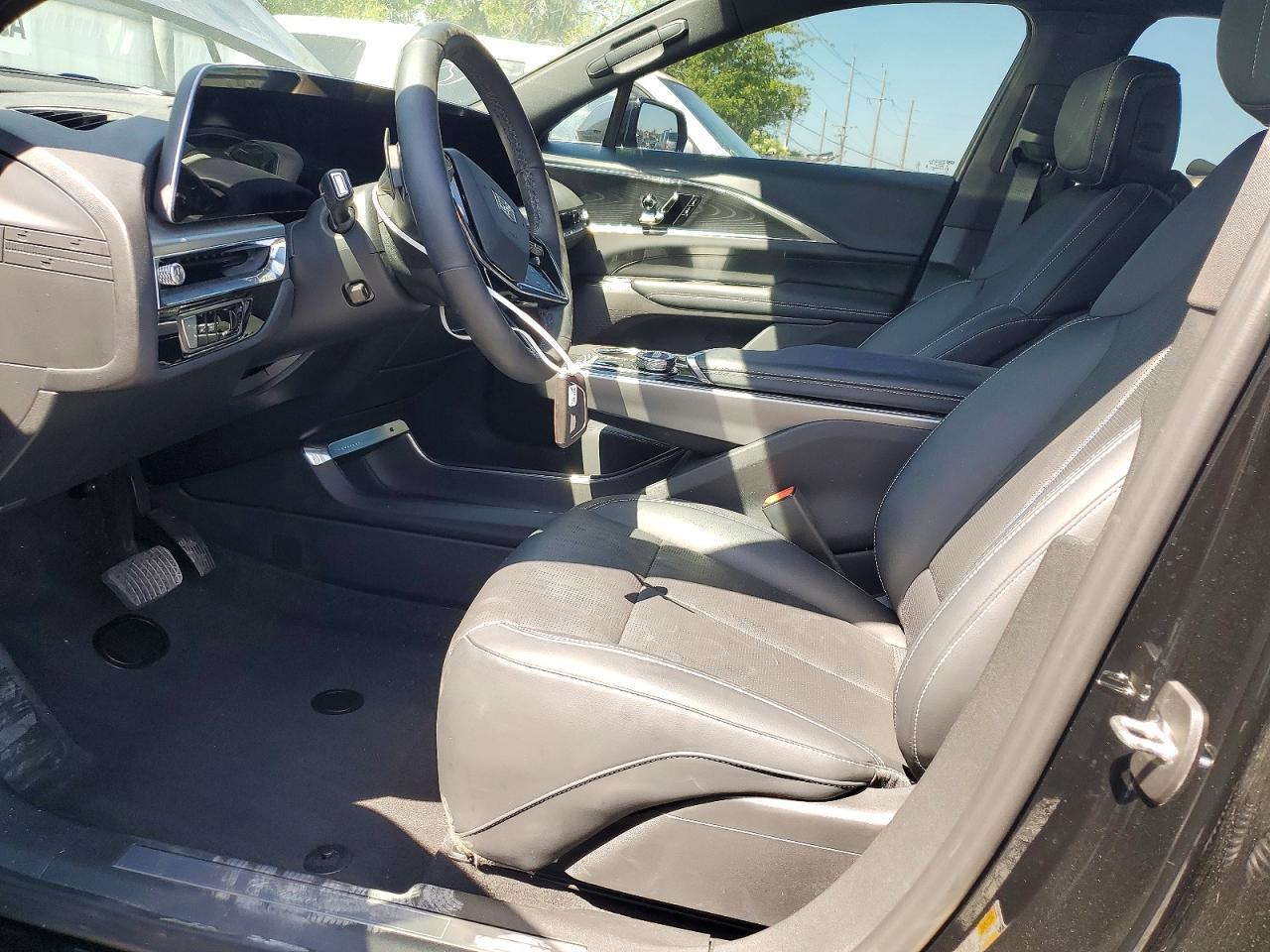 2024 Cadillac Lyriq Sport - zdjęcie 7