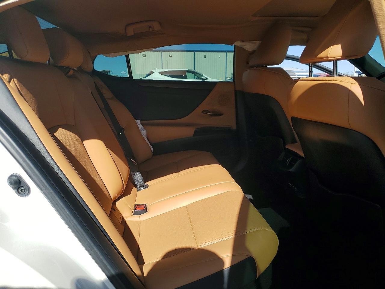 2024 Lexus Es 300H Base - zdjęcie 10