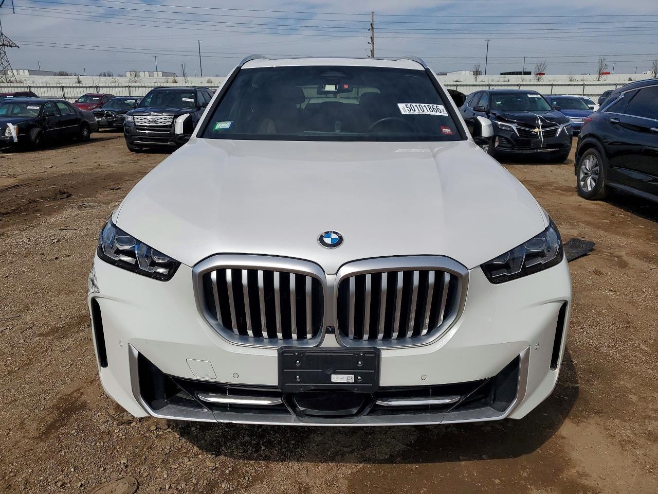 2025 BMW X5 xDrive40I - zdjęcie 5