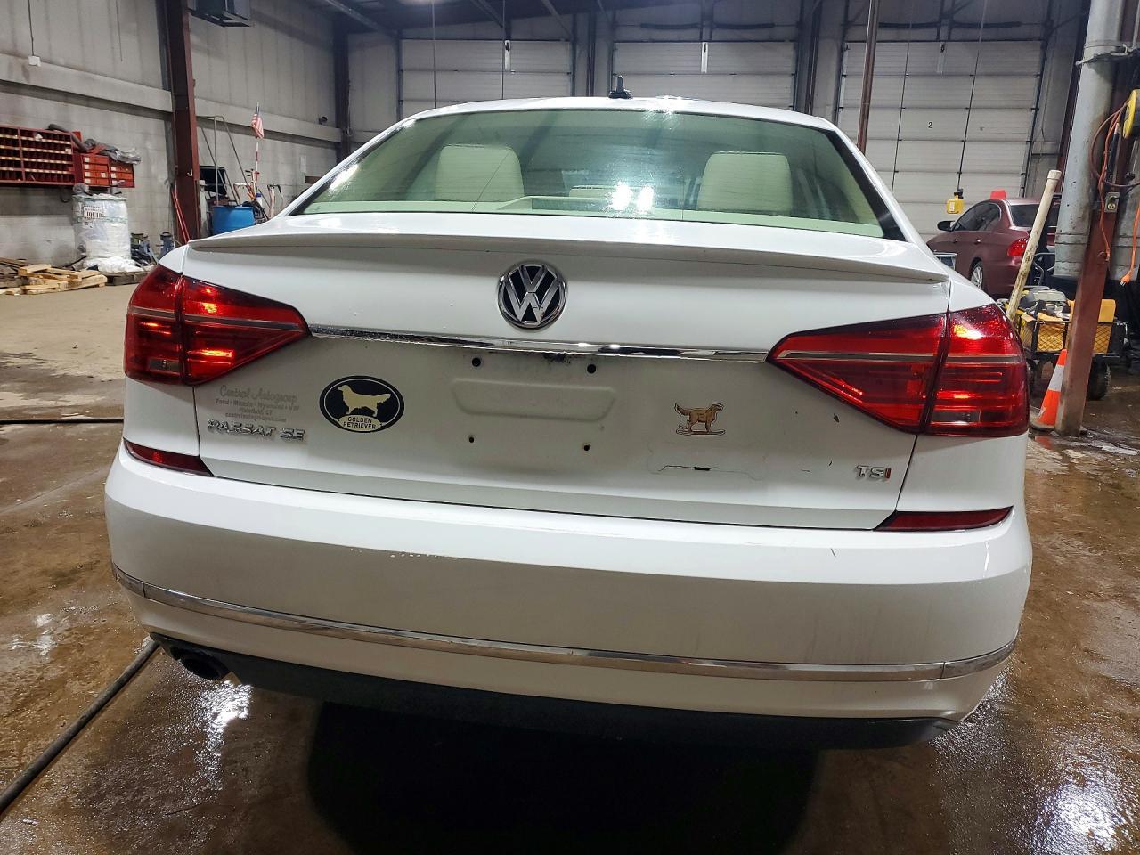 2016 Volkswagen Passat Se - zdjęcie 6