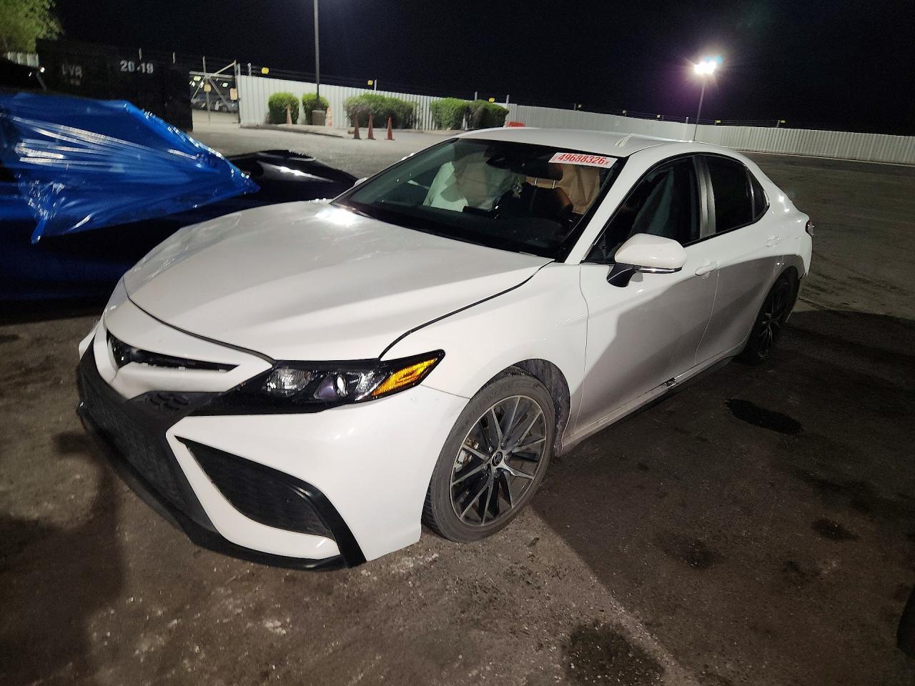 2024 Toyota Camry Se - zdjęcie główne