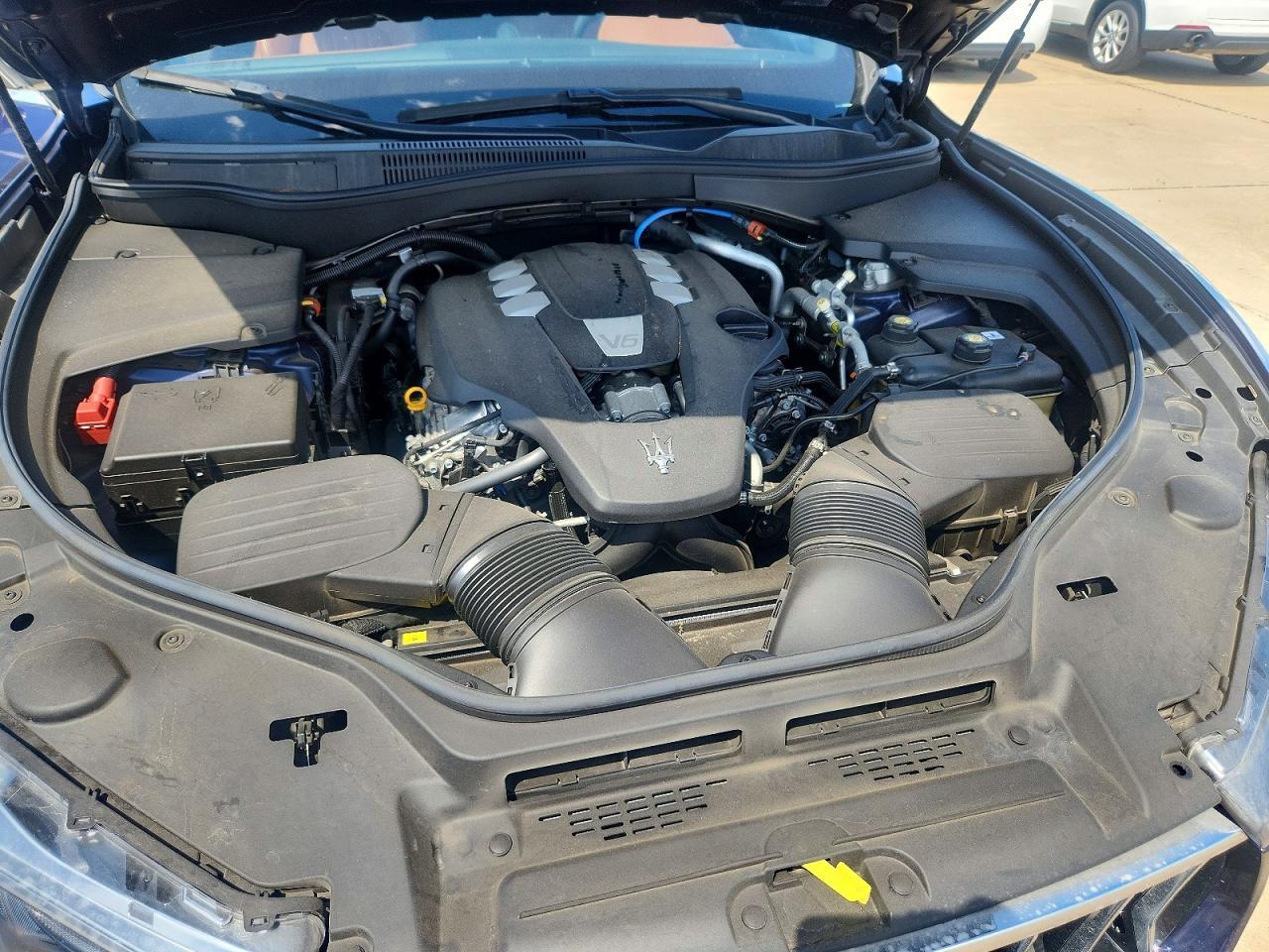 2021 Maserati Levante - zdjęcie 12